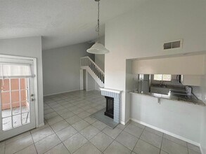 Building Photo - 654 Trinidad Ct