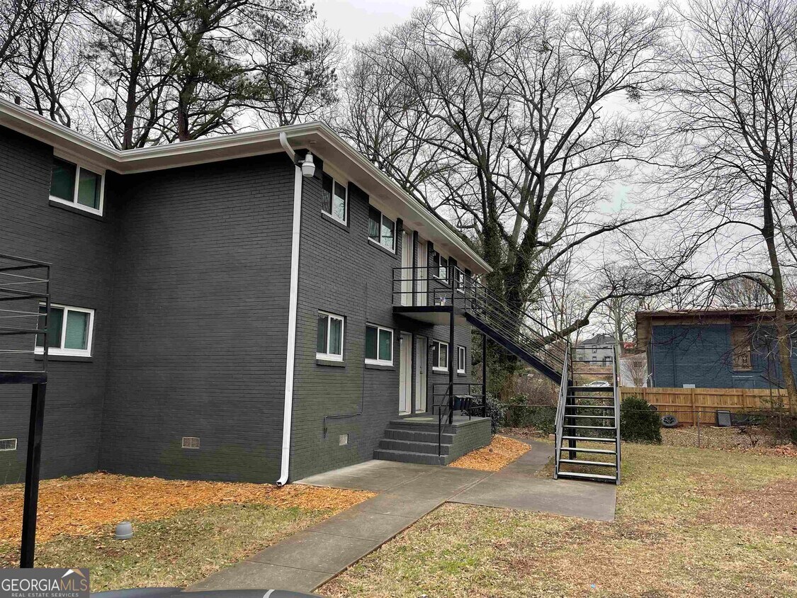1558 Harvard Ave Unit 8, Atlanta, GA 30337 Room for Rent in Atlanta