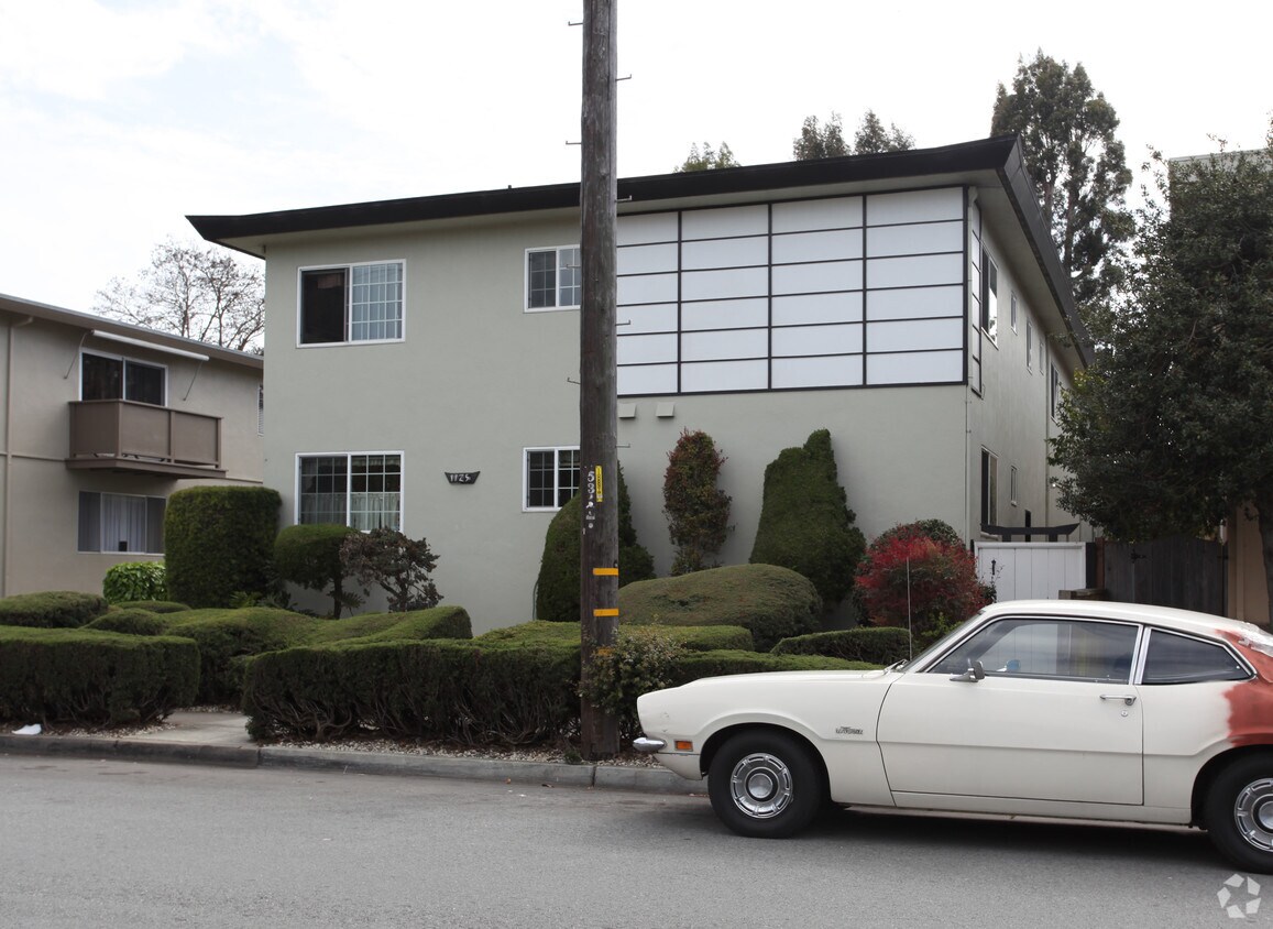 Foto del edificio - 1125 Capuchino Ave