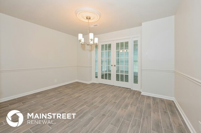 Building Photo - 513 Confederate Dr