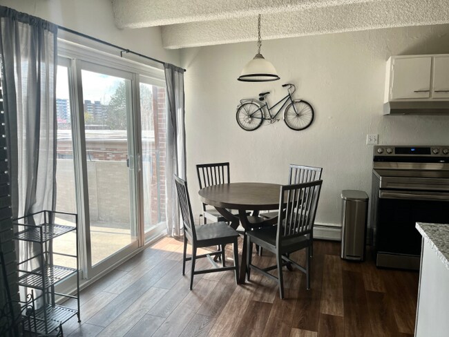 Foto del edificio - 2401 S Gaylord St