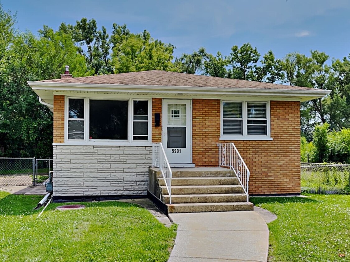 Primary Photo - 5901 W 99th St
