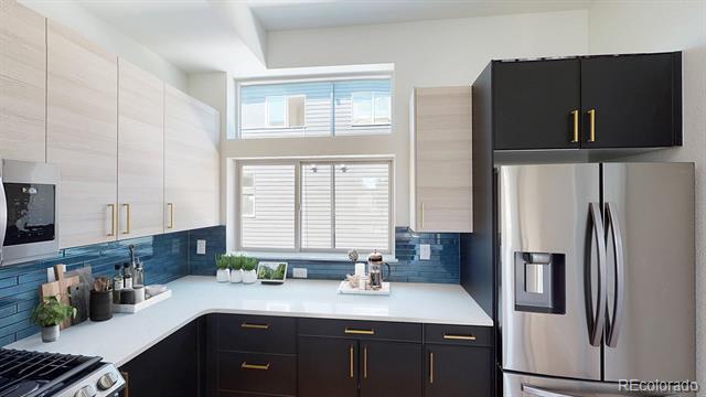 Foto del edificio - 357 W Vassar Ave