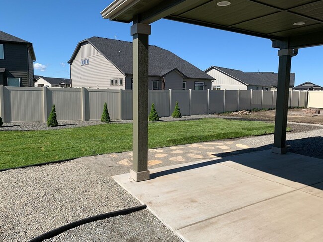Building Photo - Beautiful  Home in Hayden