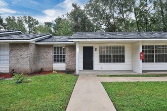 Building Photo - Palazzo Townhomes