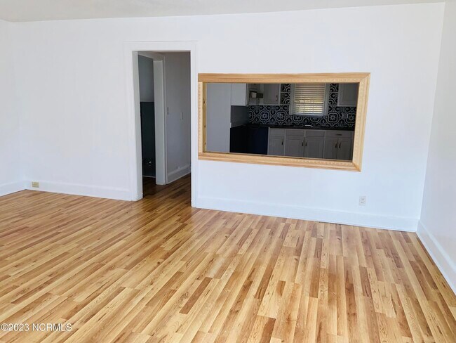 Foto del edificio - 105 Dewey St SW