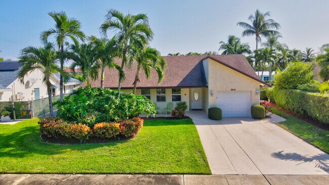 Building Photo - 2815 Cormorant Rd