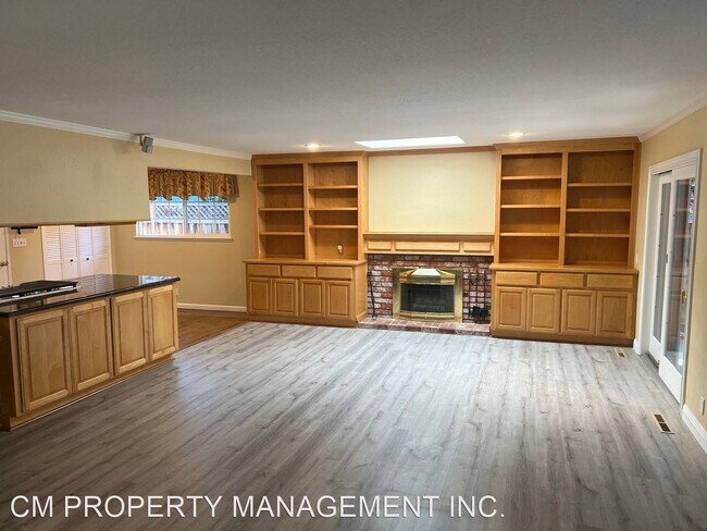 Building Photo - 4 br, 2 bath House - 1119 Littleoak Dr