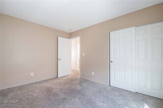 Building Photo - 3925 Meadow Foxtail Dr