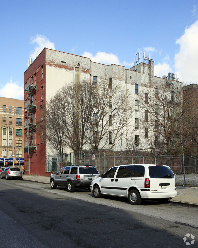 Foto del edificio - 149 E 123rd St