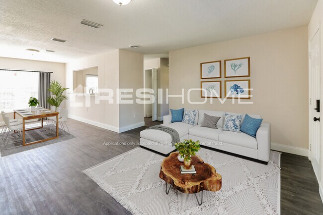 Foto del edificio - 2703 N Lincoln Ave