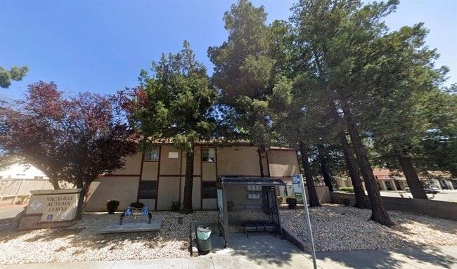 Building Photo - 2470 Nut Tree Rd