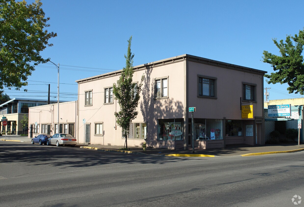 Foto del edificio - 345-349 Main St