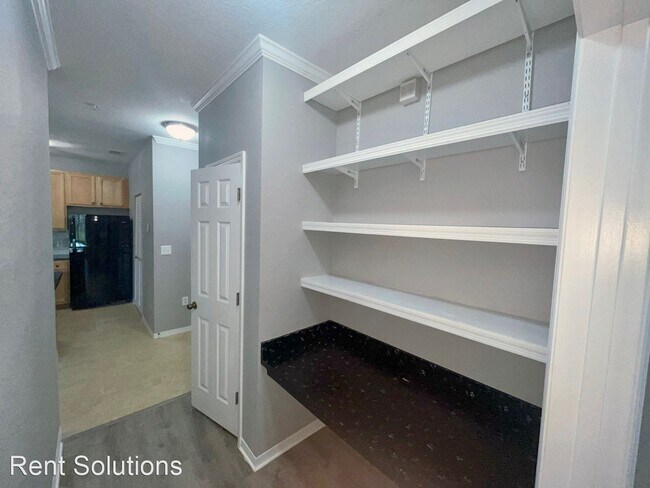 Foto del edificio - 1 br, 1 bath House - 10105 Courtney Oaks C...