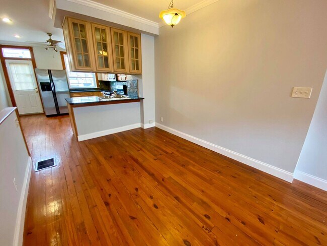 Building Photo - Exceptional 2bed/3ba Patterson Park Home -...