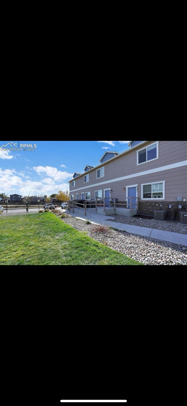 Building Photo - 4341 River Line Grv