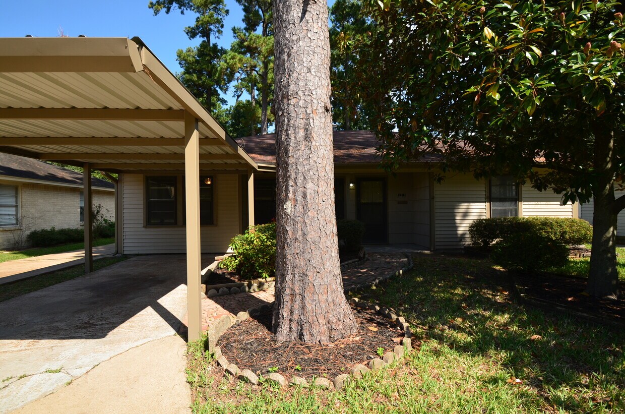 1318 Candlelight Ln, Houston, TX 77018 House for Rent in Houston, TX