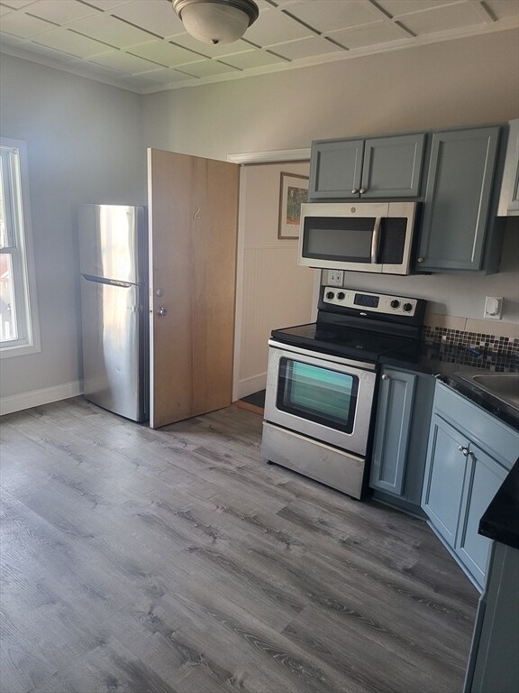 Foto principal - 231 Cohannet St