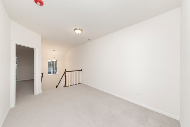 Building Photo - 4431 Monroe Ct