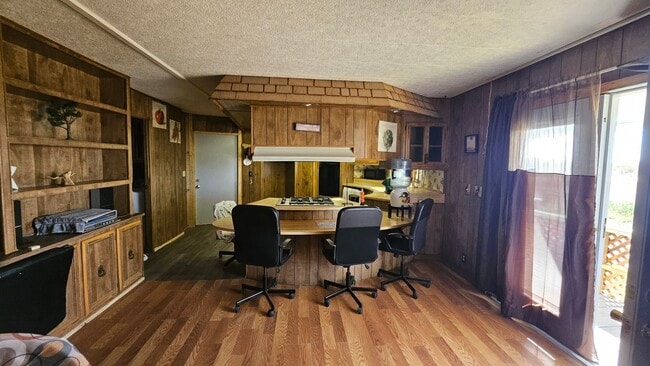 Foto del edificio - Rural Living at Its Finest – 2BR Home with Open Desert Views