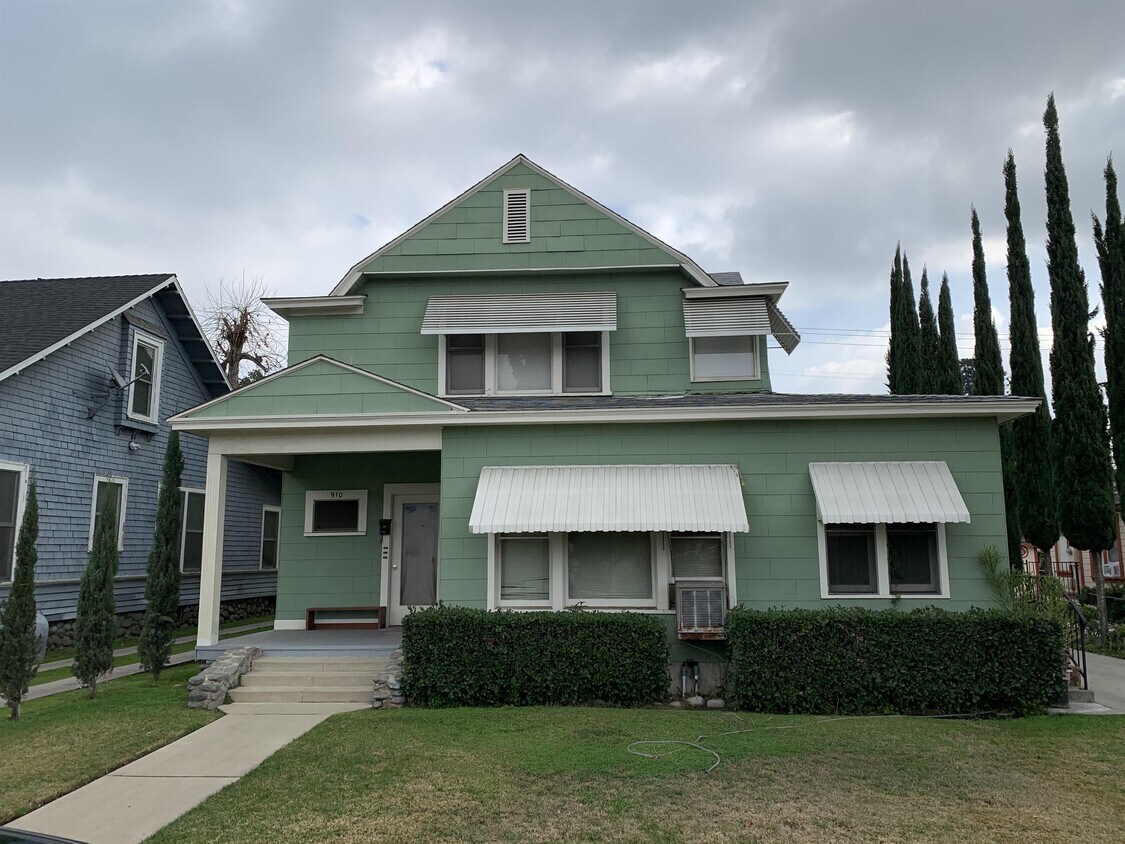 Foto principal - 910 N Park Ave