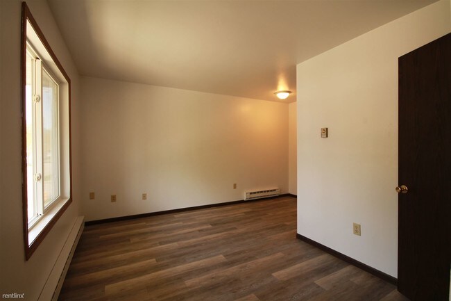 Foto del edificio - 1 br, 1 bath Apartment - 523 N 7th St 523 #8