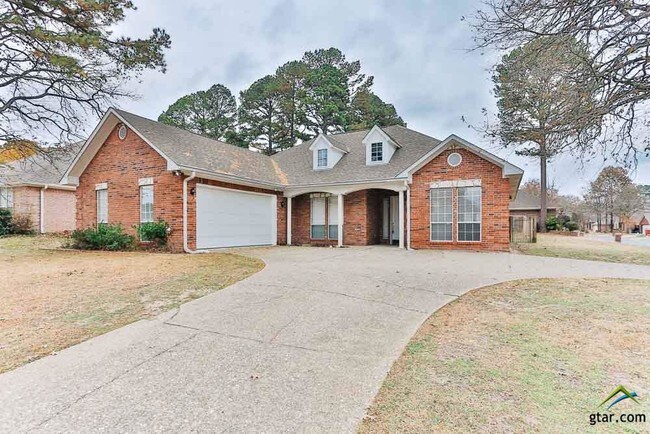 Foto del edificio - 2912 Nicholson Dr