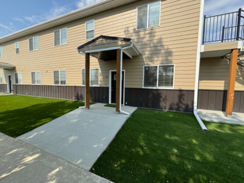 Primary Photo - 310 3rd St W