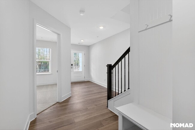 Foto del edificio - 811 Atkins Ln