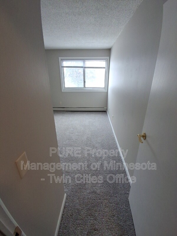 Foto del edificio - 12984 Nicollet Ave