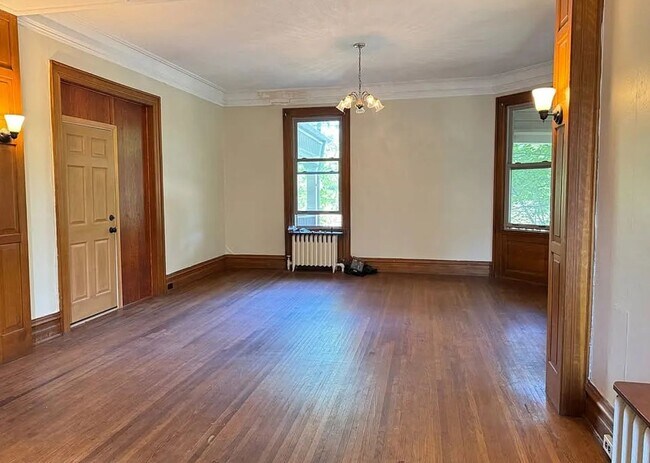 Foto del edificio - 205 N 18th Ave E