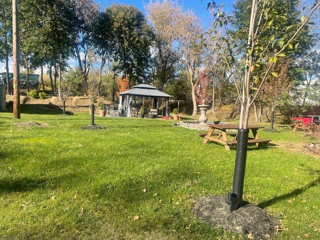 Foto del edificio - 271 Main St