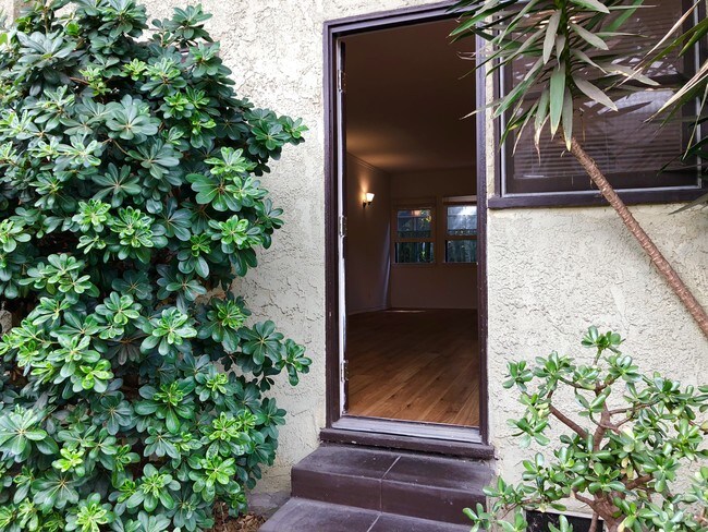 Foto del edificio - 1661 Selby Ave