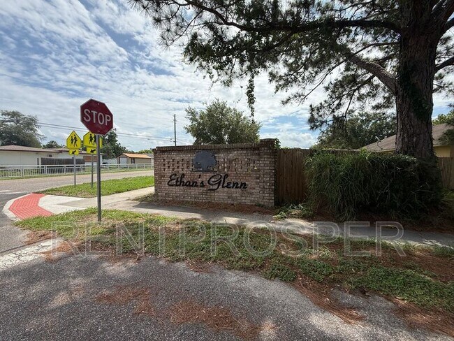 Foto del edificio - 4645 Ethan's Glenn Ave