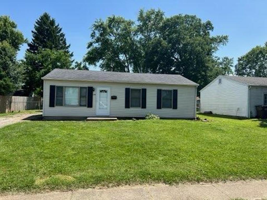1207 Glover Dr, Xenia, OH 45385 House for Rent in Xenia, OH