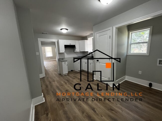 Building Photo - 410 W 62nd St