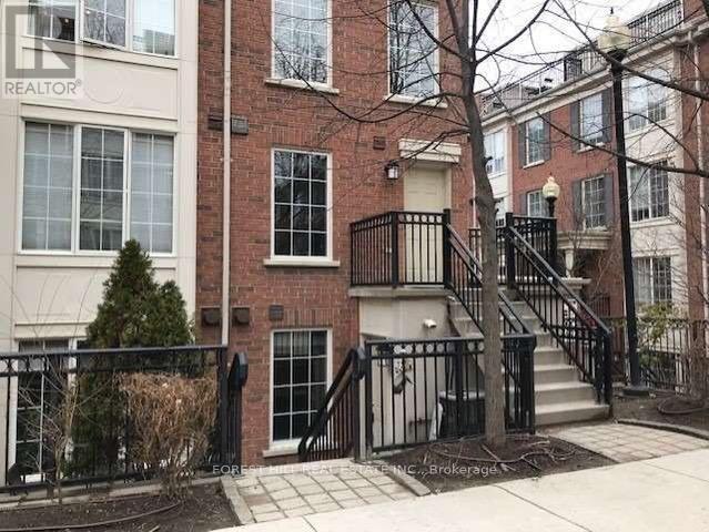 Building Photo - 5 Everson Dr