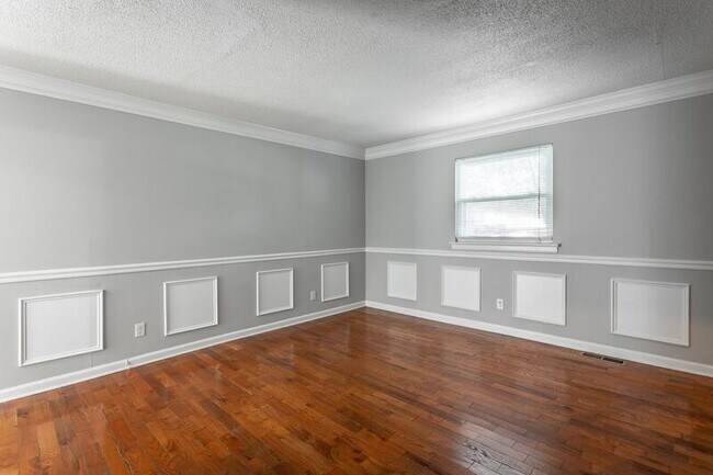 Building Photo - 1407 Mana Ln