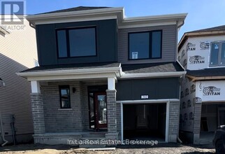 Building Photo - 202 Gibbous Pl