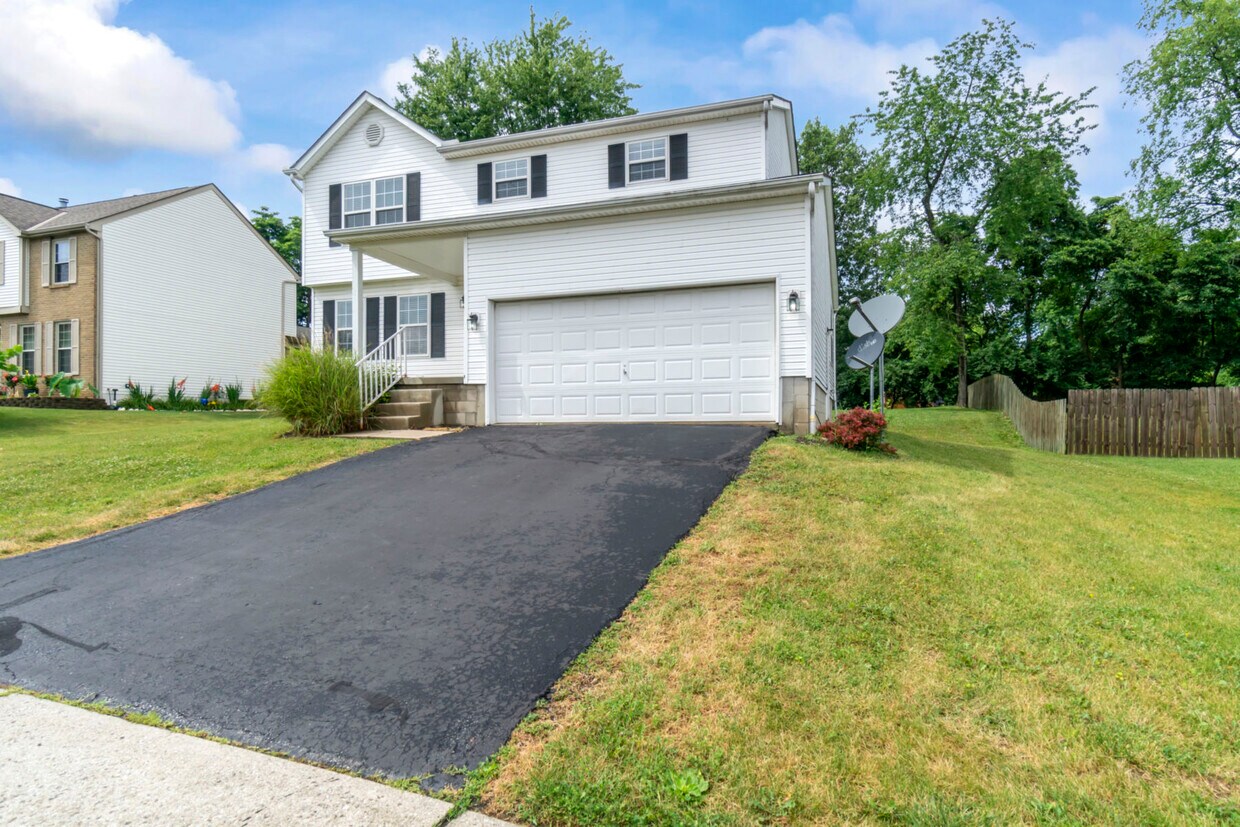 Primary Photo - 473 Wynridge Drive