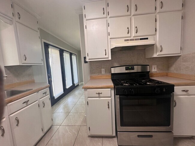 Foto del edificio - 3/2 Spacious Home in Sulphur