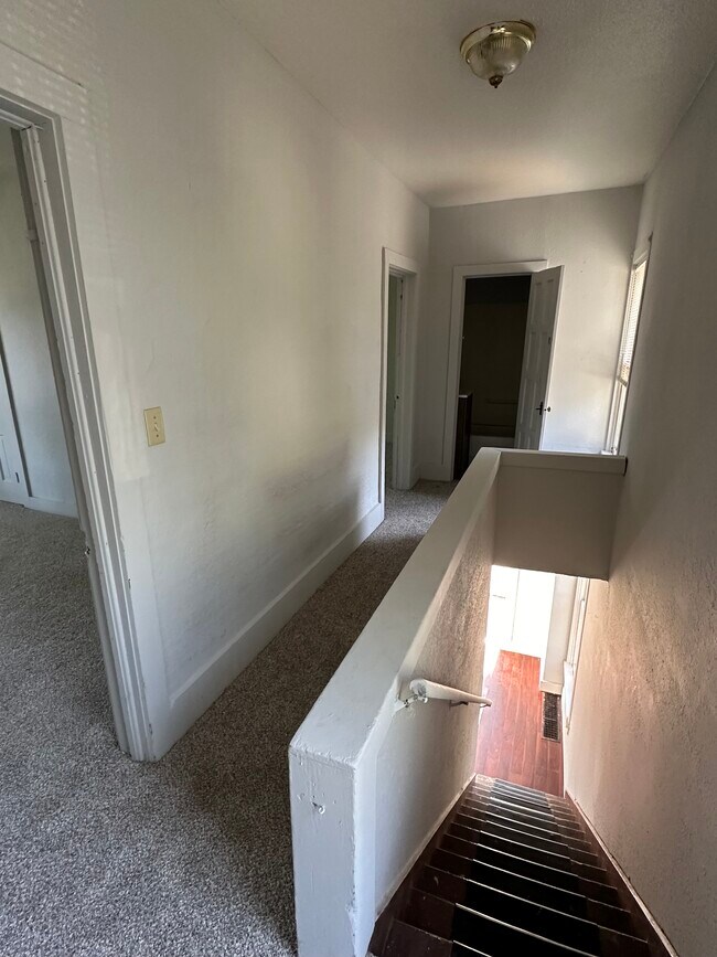 Foto del edificio - Anamosa Duplex