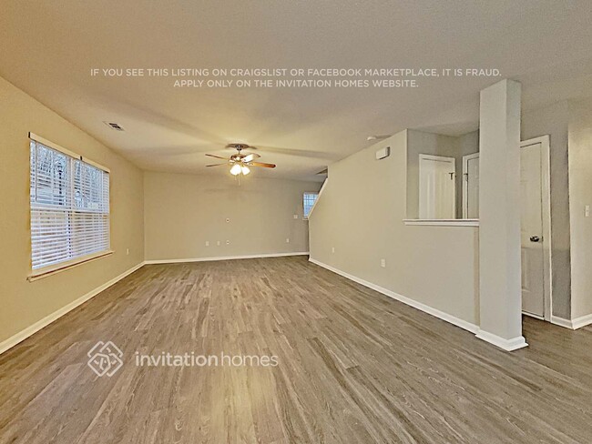 Building Photo - 5419 Graypark Dr