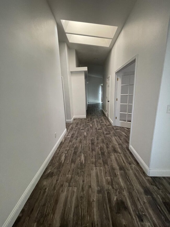 Building Photo - Executive Living Close to Downtown Fernley...