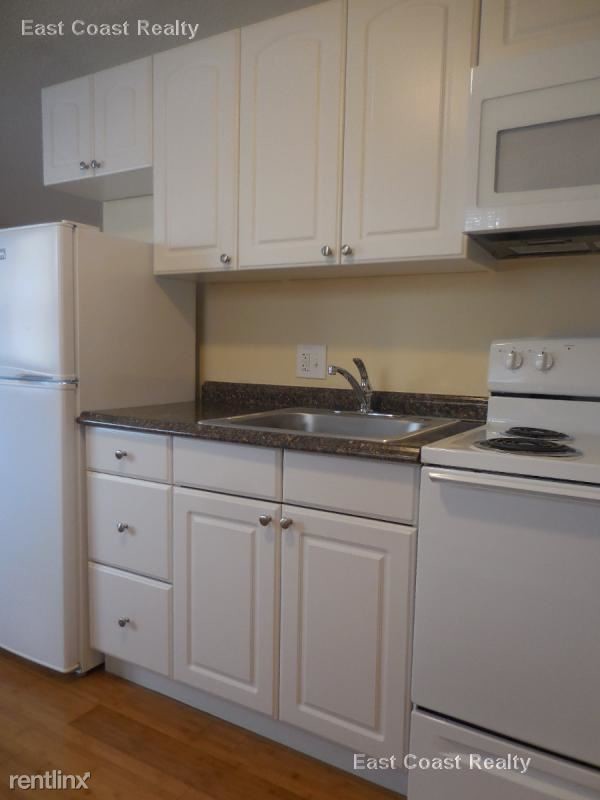 Building Photo - Studio, 1 bath  - 121 Ash St 8