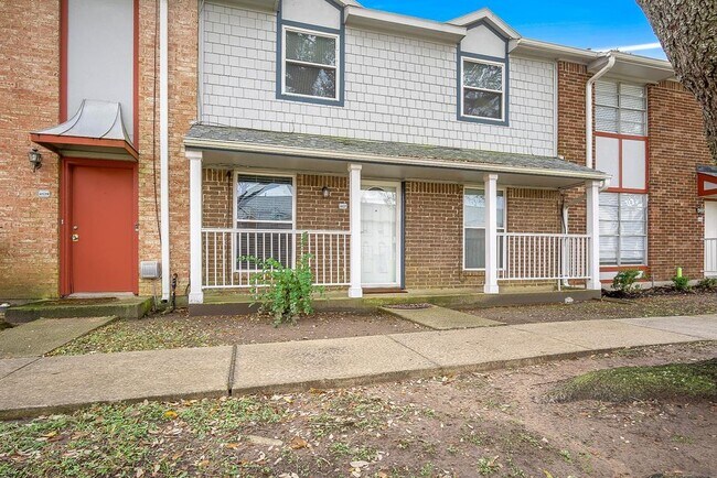 Building Photo - 4127 Young St