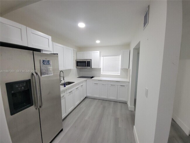 Foto del edificio - 3090 NW 46th Ave