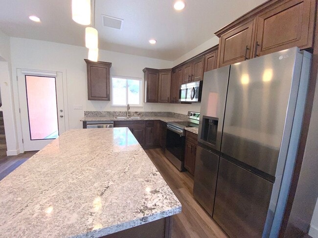 Foto del edificio - 1228 Wild Oak Ct