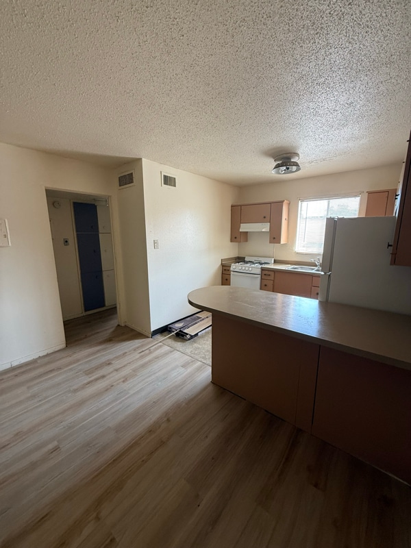 Primary Photo - 2601 N Kentucky Ave