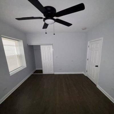 Foto del edificio - 7240 S Cornell Ave